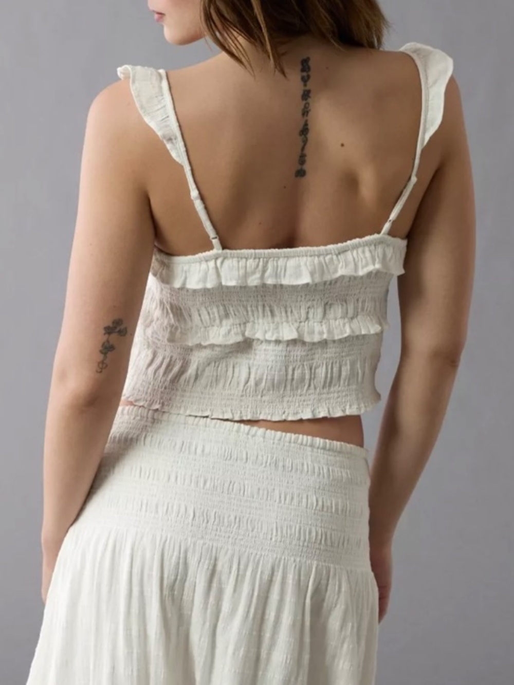 AE Smocked Ruffle Tank Top - Picture 3 of 4